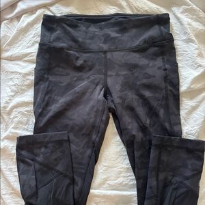 Lululemon 4” camo leggings